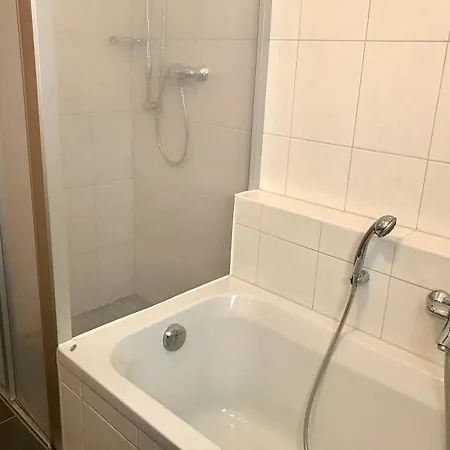 Strandgut - Seenahe Maisonette Mit Parkplatz Und Suedbalkon